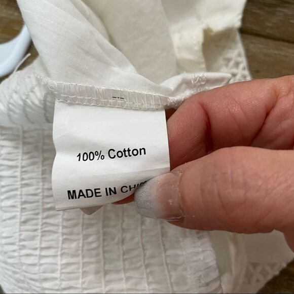 NEW LF VVNVVN White 100% Cotton Embroidered Halter Crop Top M - Picture 5 of 8